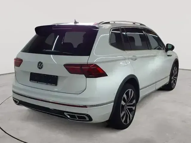 Gebraucht VW Tiguan Allspace R-line 190 PS (139 kW) 2022 Pure white SUV