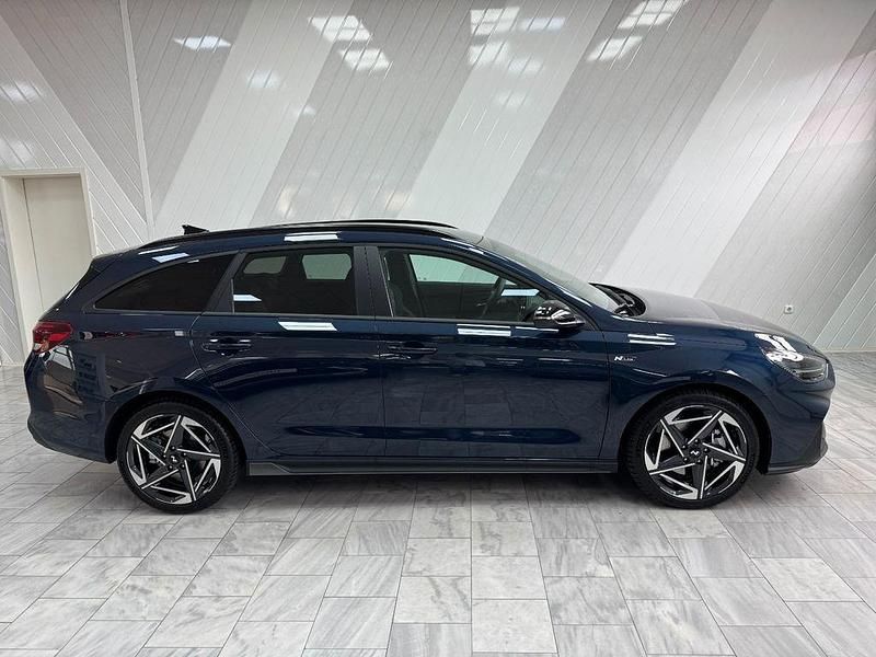 Blau Neu 2025 Hyundai i30 N Line Kombi | 32.850 € (Teuer) - Bild 1/4