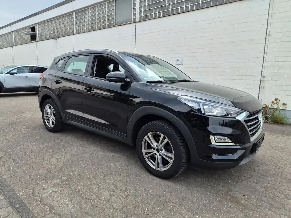 Gebraucht Hyundai Tucson 116 PS (85 kW) 2018 Schwarz SUV