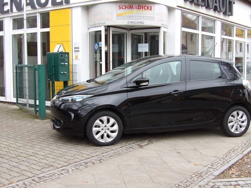 Gebraucht Renault Zoe Intens 42 kW (58 PS) 2016 Schwarz Kleinwagen