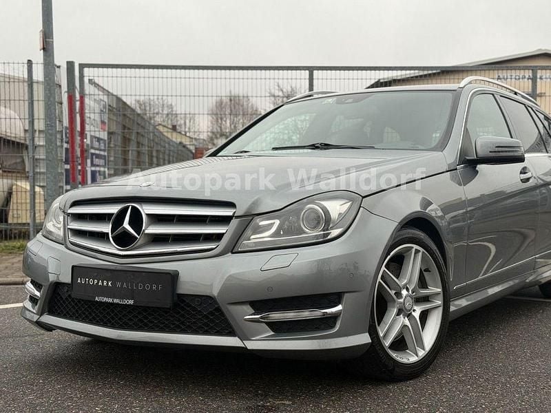 Gebraucht Mercedes C300 AMG line 231 PS (169 kW) 2011 Silber Kombi