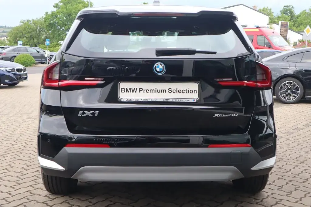 Gebraucht BMW iX1 Performance 230 kW (313 PS) 2023 Schwarz ii SUV