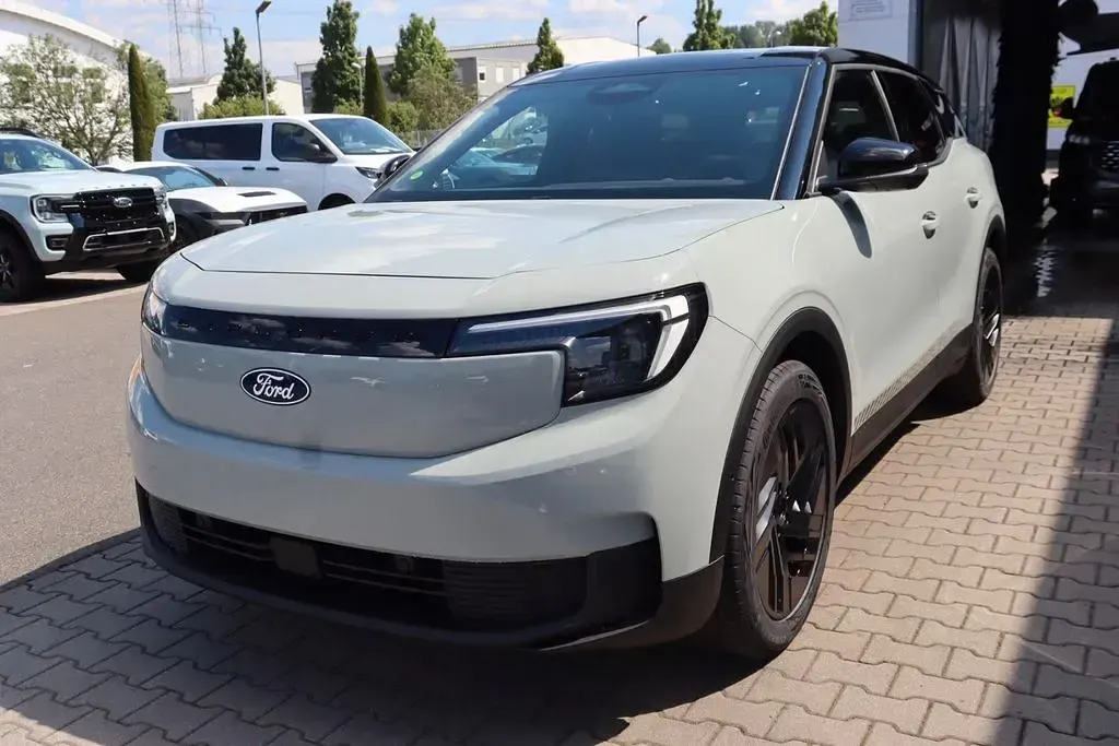 Neu Ford Explorer Collection 210 kW (286 PS) 2026 Cactus grey SUV