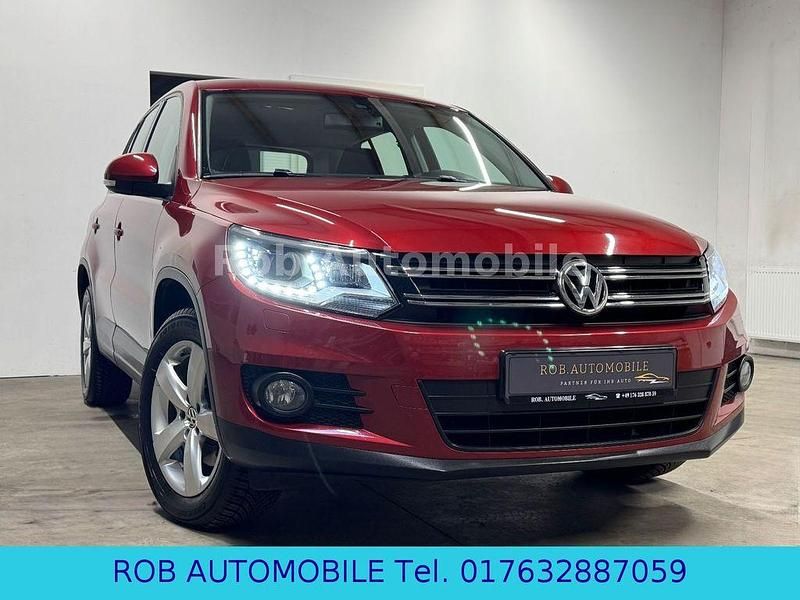 Rot Gebraucht 2011 VW Tiguan Trendline SUV | 9.999 € (Fairer Preis) - Bild 1/4