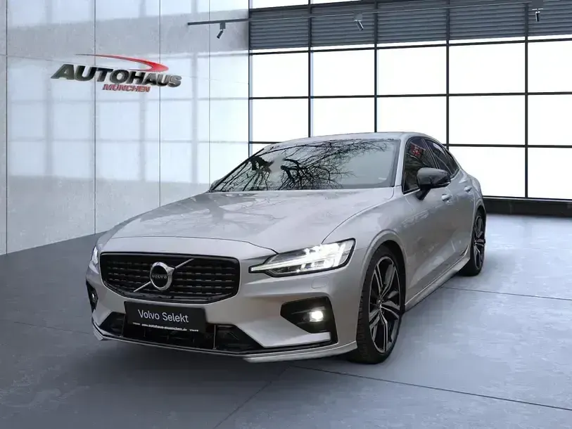 Gebraucht Volvo S60 R-Design 250 PS (183 kW) 2022 Silber Limousine