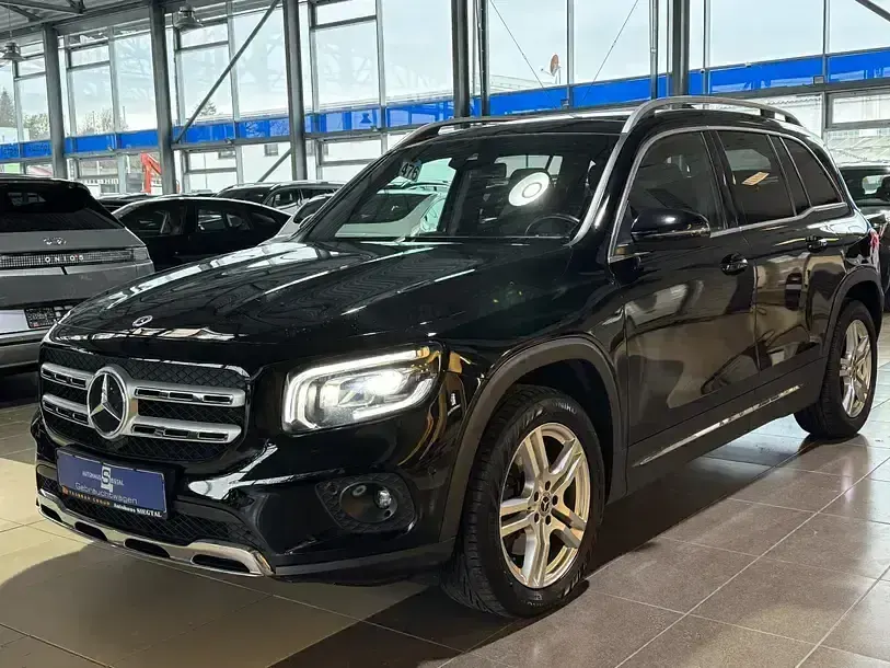Gebraucht Mercedes GLB200 Business 150 PS (110 kW) 2021 Schwarz SUV