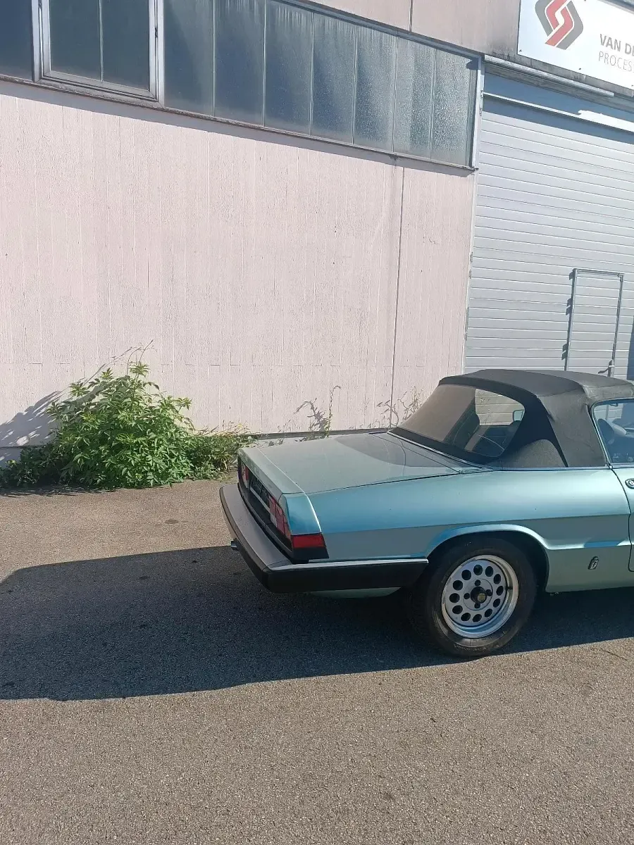 Gebraucht Alfa Romeo Spider 126 PS (92 kW) 1983 Cabrio