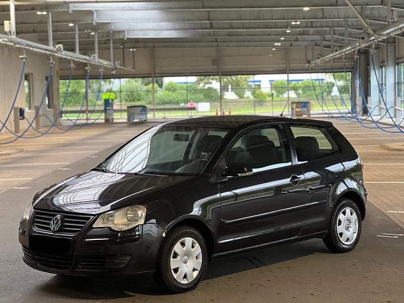 Schwarz Gebraucht 2007 VW Polo Trendline Kleinwagen | 950 € (Superpreis) - Bild 1/4