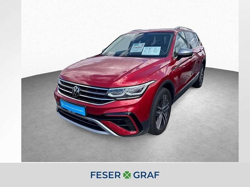 Kings red metallic Gebraucht 2022 VW Tiguan Allspace Elegance SUV | 36.950 € (Fairer Preis) - Bild 1/4