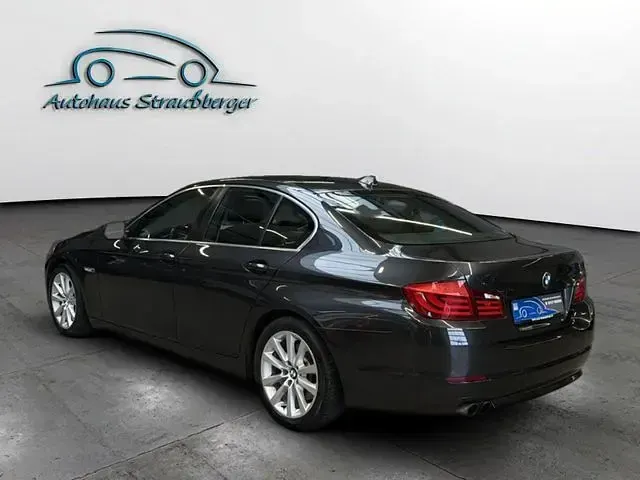 Gebraucht BMW 525 Sport Line 218 PS (160 kW) 2012 Graukeine angabe Limousine