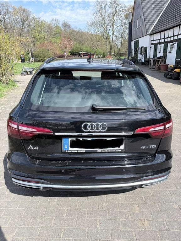 Gebraucht Audi A4 204 PS (150 kW) 2021 Schwarz Kombi