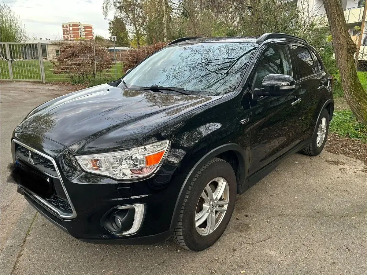 Gebraucht Mitsubishi ASX Diamant Edition 150 PS (110 kW) 2015 Schwarz SUV