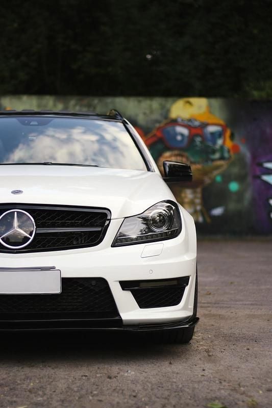 Gebraucht Mercedes C63 AMG 265 PS (194 kW) 2011 Weiß Kombi