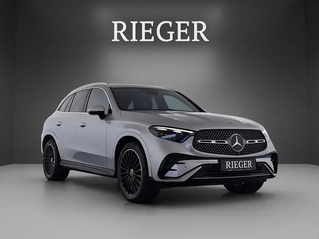 Gebraucht Mercedes GLC220 AMG line 197 PS (144 kW) 2023 Silber SUV