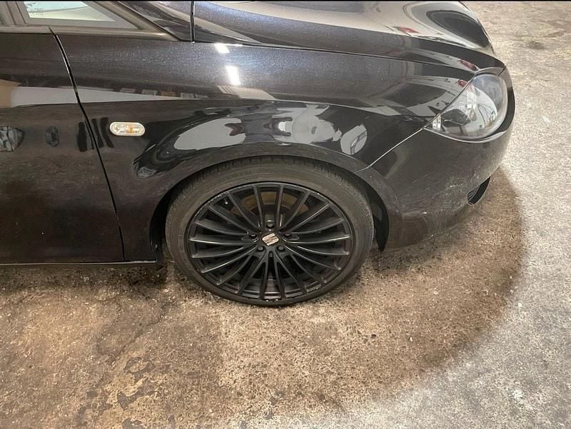 Gebraucht Seat Leon 102 PS (75 kW) 2006 Schwarz Kleinwagen