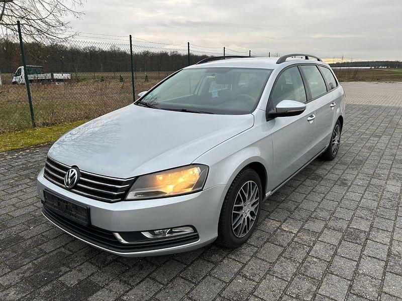 Gebraucht VW Passat 140 PS (102 kW) 2014 Silber Kombi