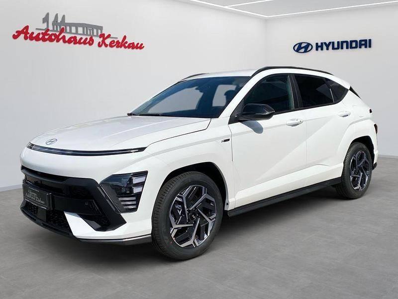 Atlas white Neu 2025 Hyundai Kona N Line SUV | 36.750 € (Teuer) - Bild 1/4