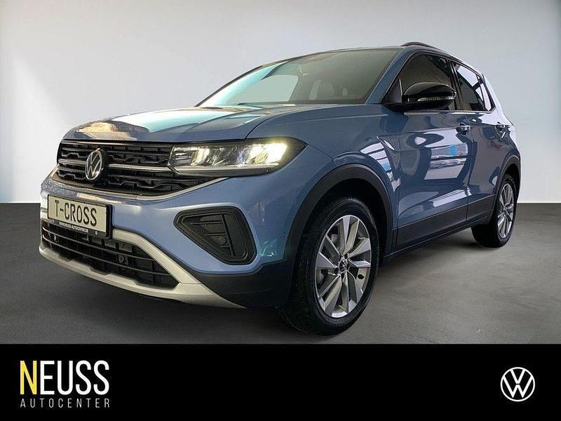 Clear blue metallic Neu 2025 VW T-Cross SUV | 32.650 € (Teuer) - Bild 1/4