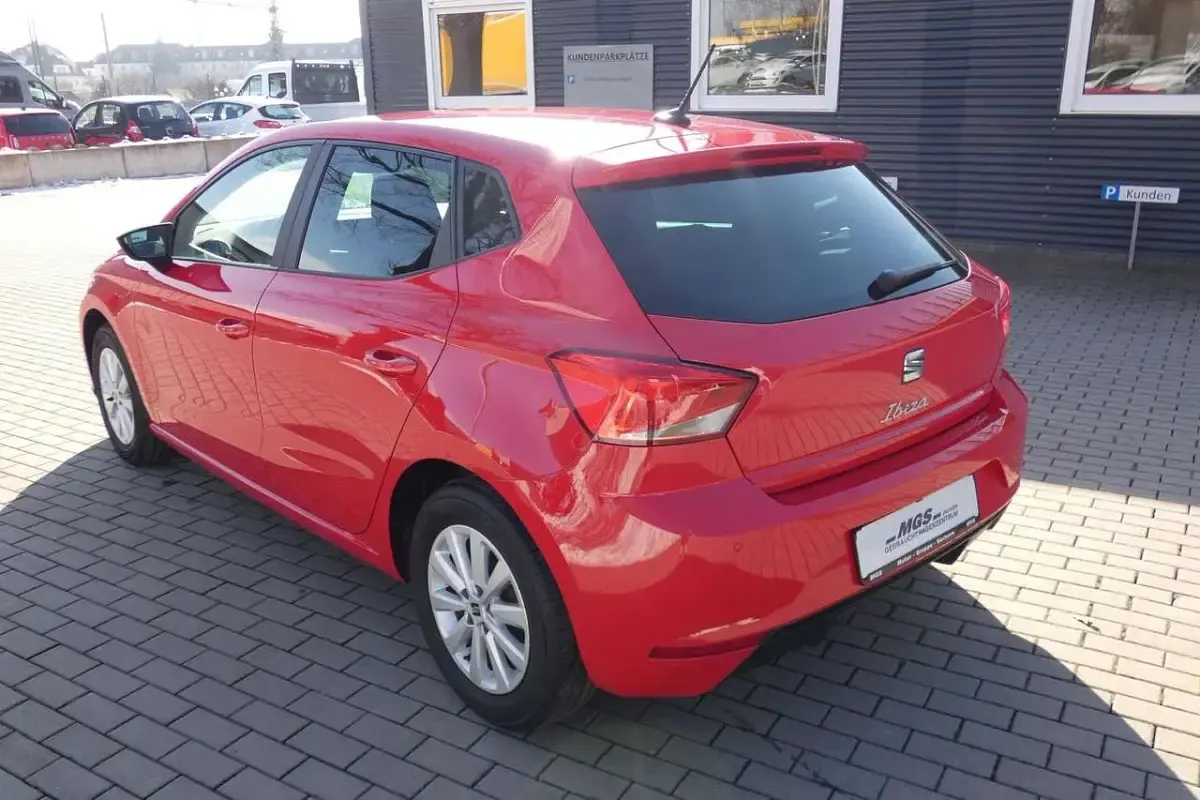 Gebraucht Seat Ibiza Style 90 PS (66 kW) 2021 Reinrot Kleinwagen