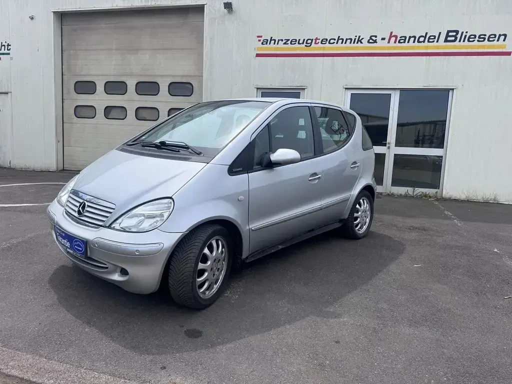 Gebraucht Mercedes A190 Elegance 125 PS (91 kW) 2002 Kleinwagen