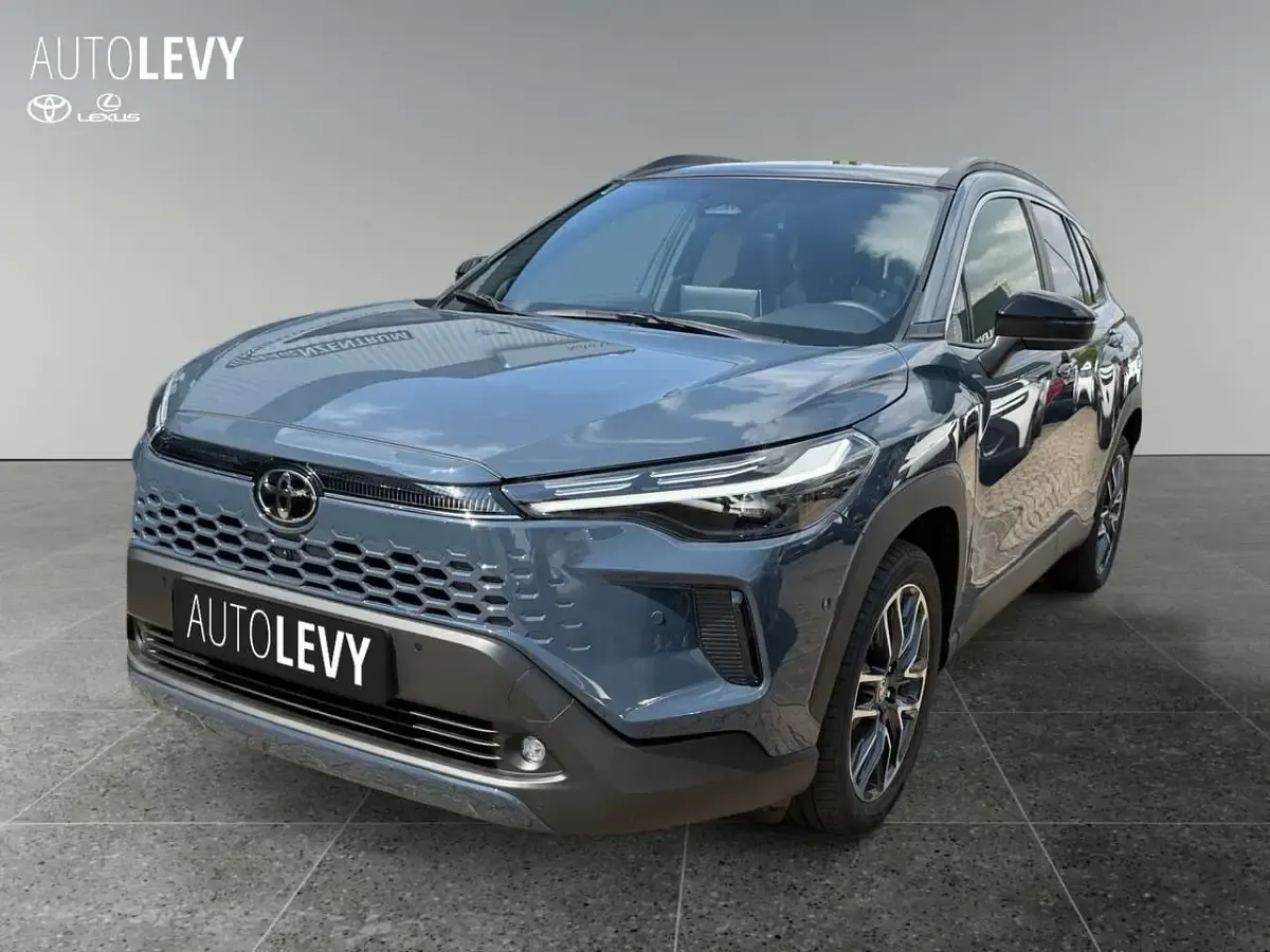 Gebraucht Toyota Corolla Cross Lounge 197 PS (144 kW) 2025 Grau SUV