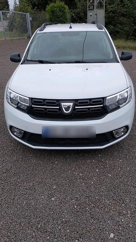 Weiß Gebraucht 2020 Dacia Logan MCV Kombi | 8.990 € (Guter Preis) - Bild 1/4