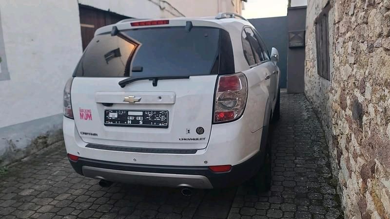 Gebraucht Chevrolet Captiva 183 PS (134 kW) 2012 Weiß SUV