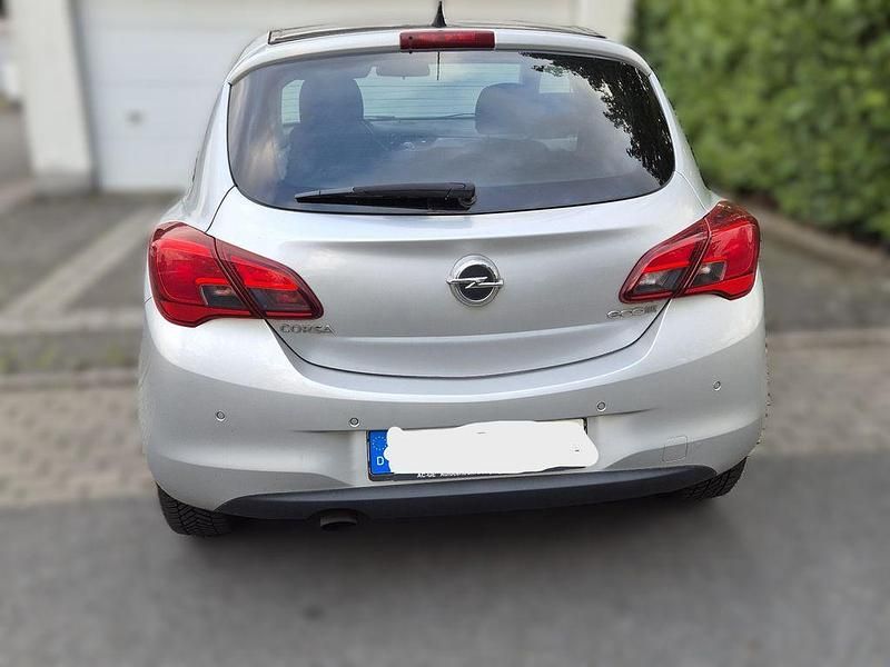 Gebraucht Opel Corsa drive 90 PS (66 kW) 2015 Silber Limousine