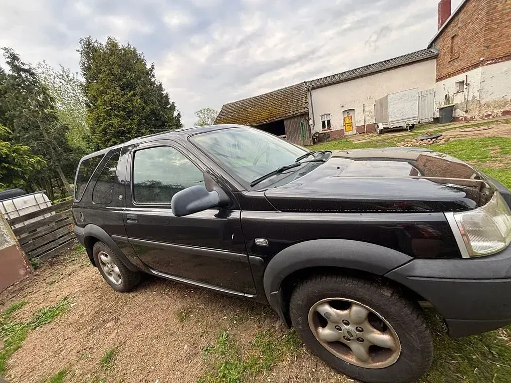 Gebraucht Land Rover Freelander 117 PS (86 kW) 2003 Schwarz SUV