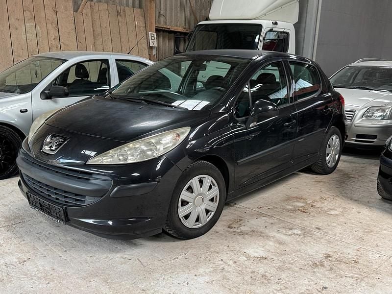 Gebraucht Peugeot 207 89 PS (65 kW) 2007 Schwarz Kleinwagen