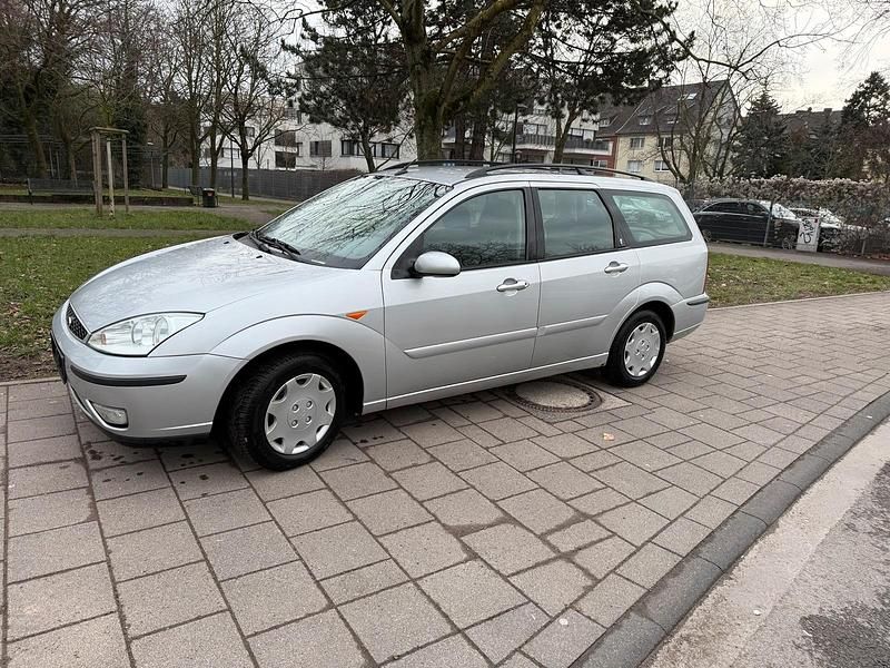 Gebraucht Ford Focus 101 PS (74 kW) 2003 Grau Kombi