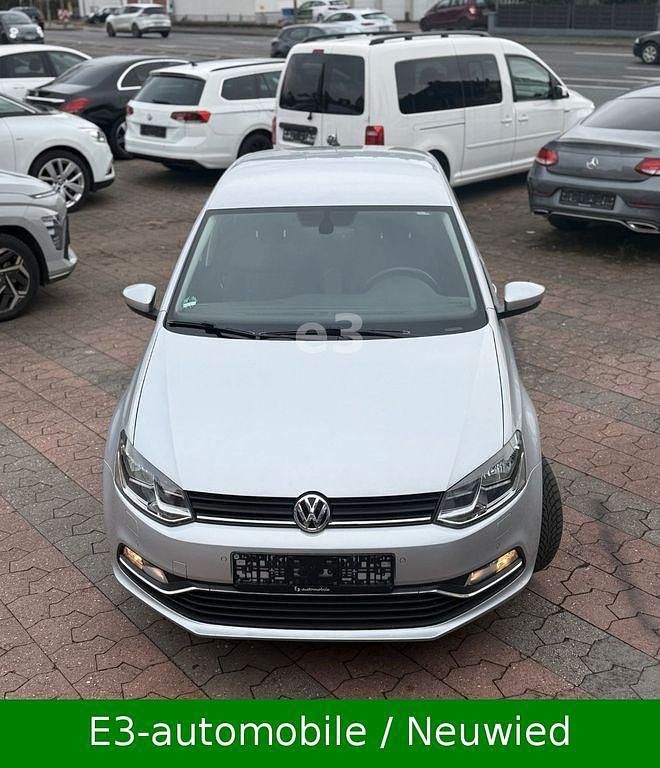 Gebraucht VW Polo 90 PS (66 kW) 2017 Silber Limousine