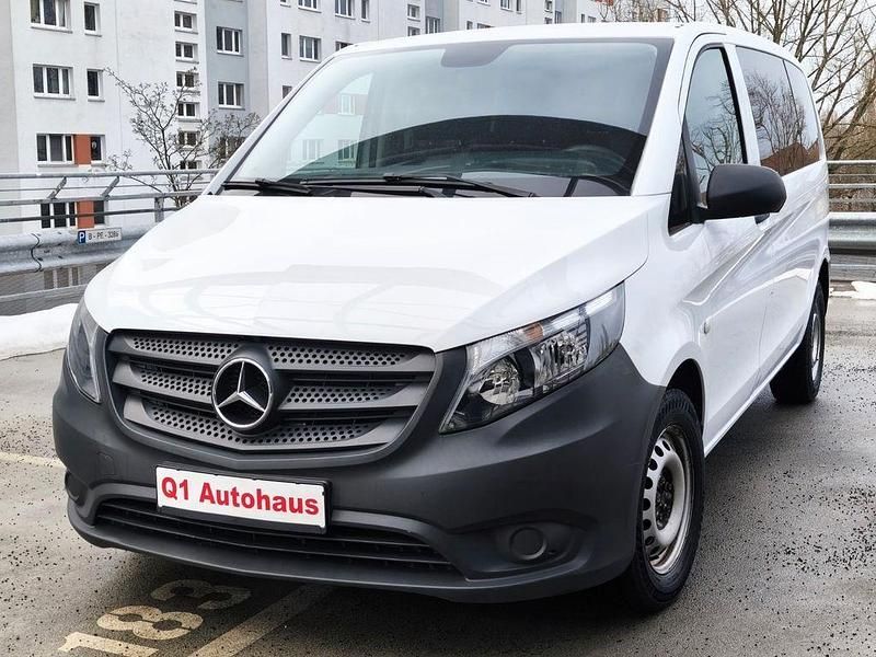 Gebraucht Mercedes Vito 114 PS (83 kW) 2019 Arktikweiss Van