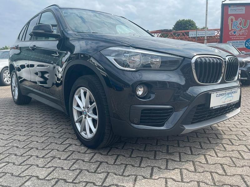 Gebraucht BMW X1 Advantage 192 PS (141 kW) 2018 Black sapphire metallic SUV
