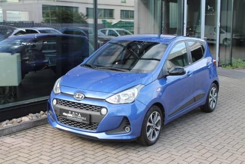 Blau Gebraucht 2018 Hyundai i10 Passion Kleinwagen | 8.990 € (Etwas zu teuer) - Bild 1/1
