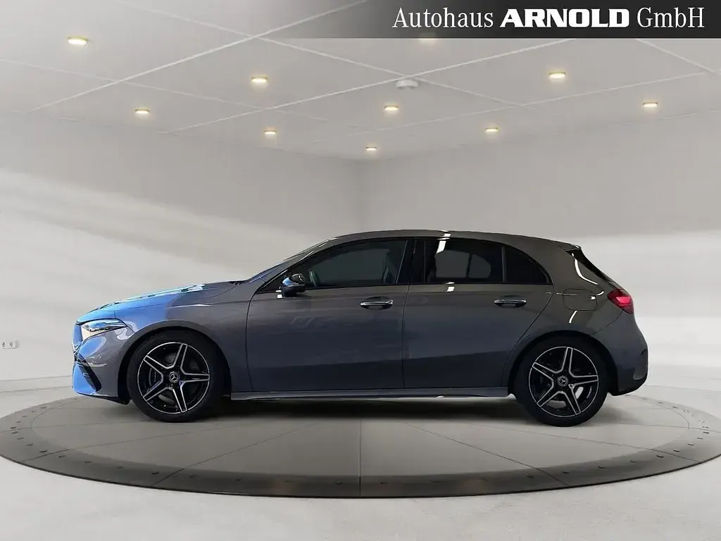 Gebraucht Mercedes A220 AMG line 190 PS (139 kW) 2025 Mountaingrau Limousine
