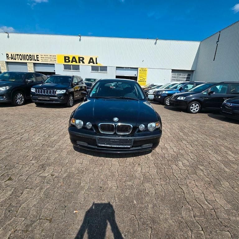 Schwarz Gebraucht 2003 BMW 316 Compact Performance Kleinwagen | 990 € (Superpreis) - Bild 1/4