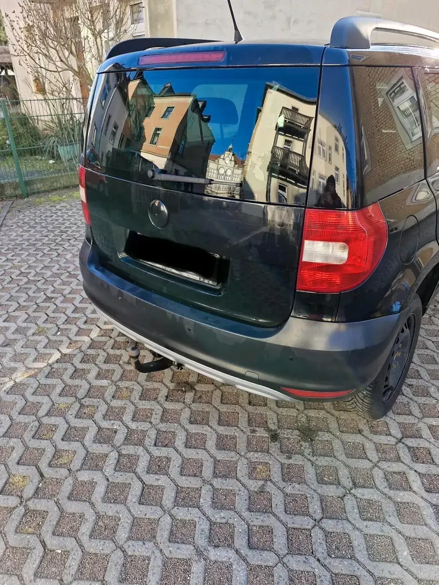 Gebraucht Skoda Yeti 140 PS (102 kW) 2012 Schwarz SUV