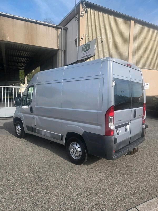 Gebraucht Citroën Jumper 131 PS (96 kW) 2014 Silber Van / Kleinbus