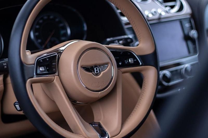 Brugt Bentley Bentayga 549 HK (403 kW) 2018 Sort SUV