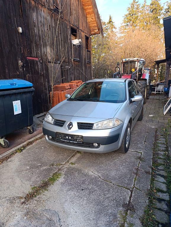 Gebraucht Renault Mégane II Expression 111 PS (81 kW) 2005 Grau Limousine