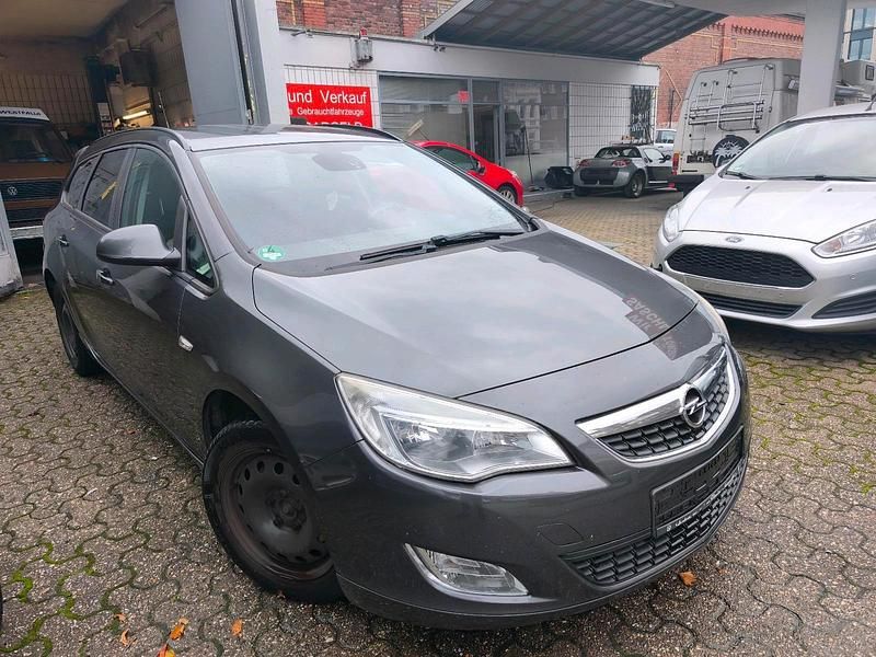 Gebraucht Opel Astra 125 PS (91 kW) 2011 Grau Kombi