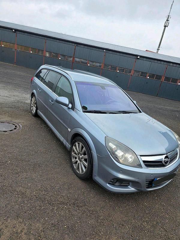 Gebraucht Opel Vectra 150 PS (110 kW) 2008 Grau Kombi