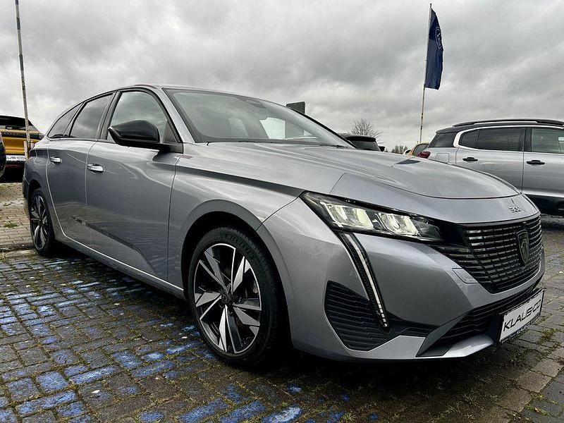 Gebraucht Peugeot 308 SW Allure 131 PS (96 kW) 2023 Silber Kombi