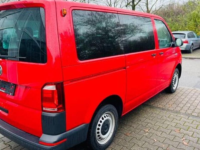 Gebraucht VW Transporter 102 PS (75 kW) 2018 Rot Van