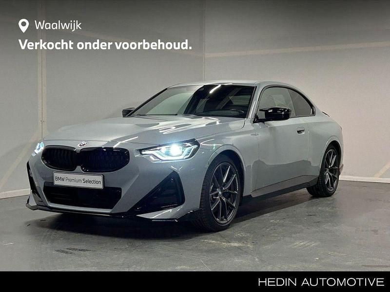 Grau Gebraucht 2022 BMW M240 Executive Coupé | 50.900 € (Teuer) - Bild 1/4