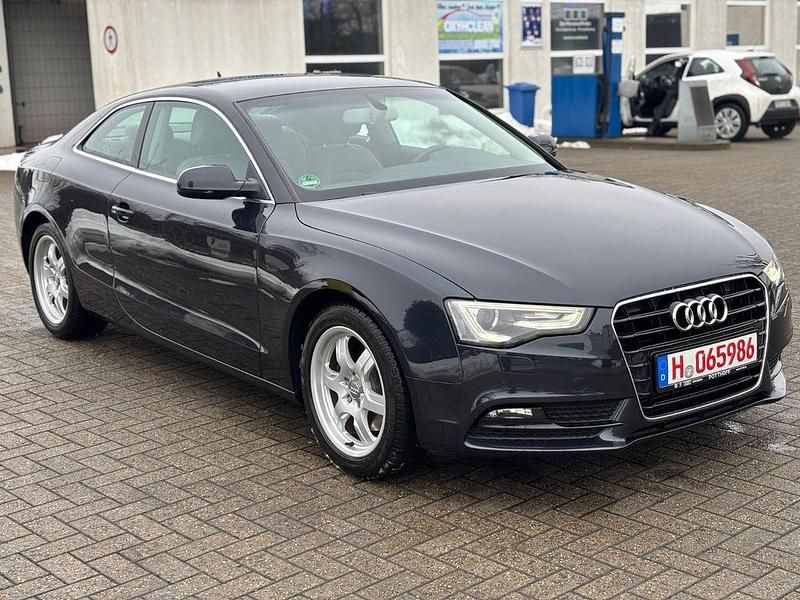Gebraucht Audi A5 Sport 204 PS (150 kW) 2013 Blau Coupé