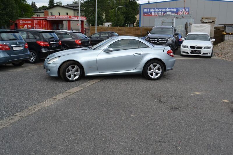 Silber Gebraucht 2005 Mercedes SLK200 Cabrio | 8.950 € (Fairer Preis) - Bild 1/4