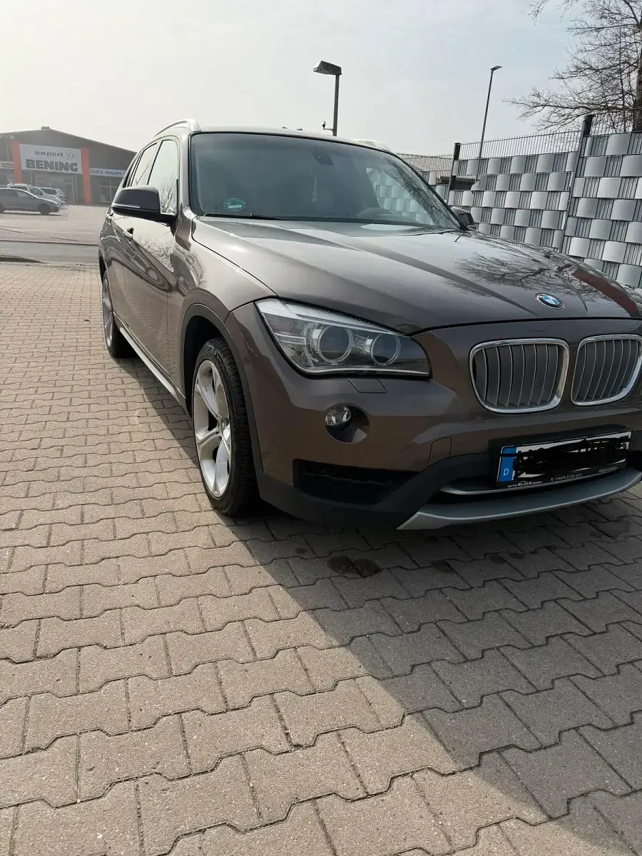 Gebraucht BMW X1 177 PS (130 kW) 2012 Braun SUV