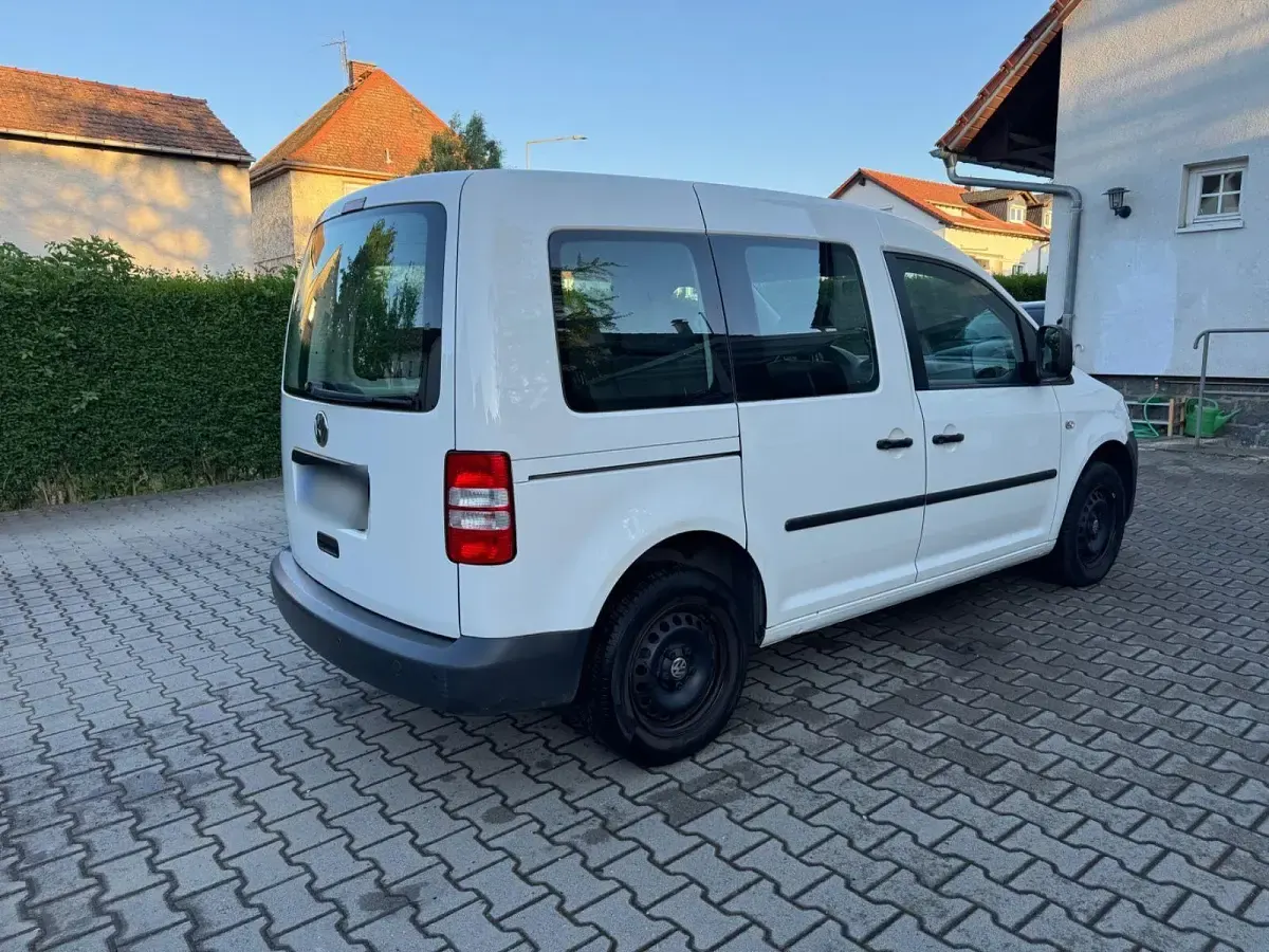 Gebraucht VW Caddy 102 PS (75 kW) 2013 Weiß Van / Kleinbus